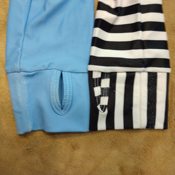 Long-Sleeved Rashguard - Picture 4 of 7